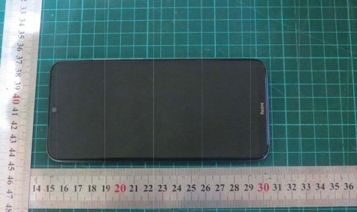 Xiaomi Redmi Note 8 показался на «живой» фотографии