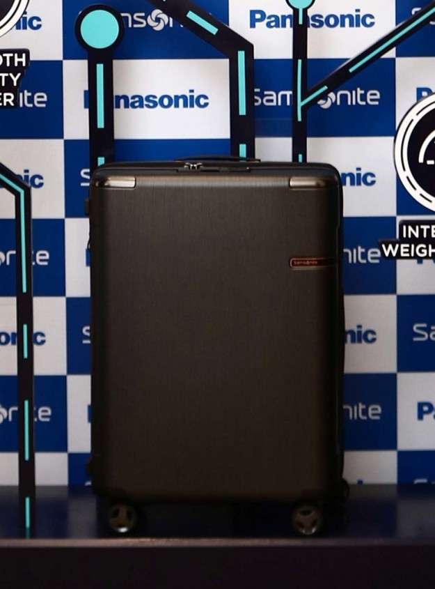 Samsonite и Panasonic разрабатывают умный IoT-чемодан
