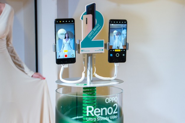 OPPO официально представила в Украине серию флагманских смартфонов Reno2