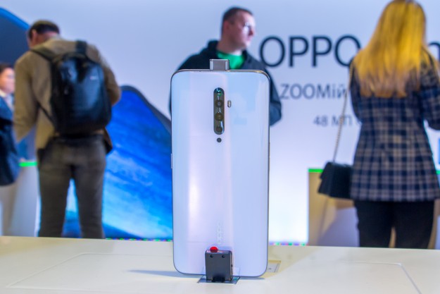 OPPO официально представила в Украине серию флагманских смартфонов Reno2