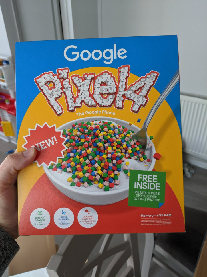 Google Pixel 4 XL и завтрак в подарок: покупатели уже получают заказы