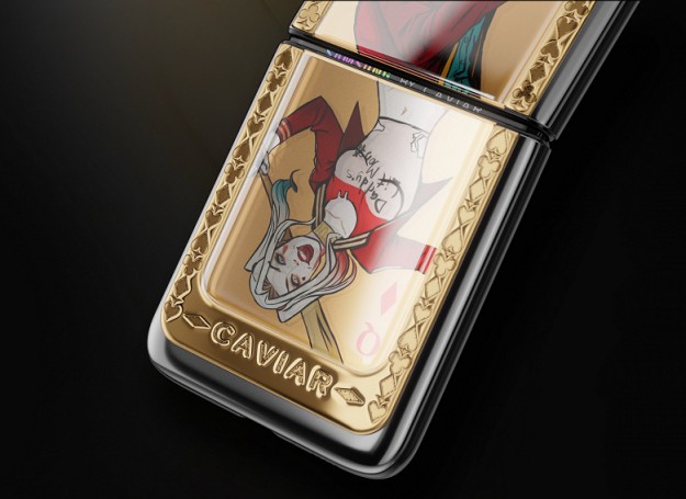 Спецверсия Samsung Galaxy Z Flip для фанатов Джокера и Харли Квинн