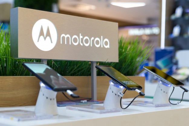 Motorola представит первый за долгое время смартфон премиум-класса, но уже не на MWC 2020