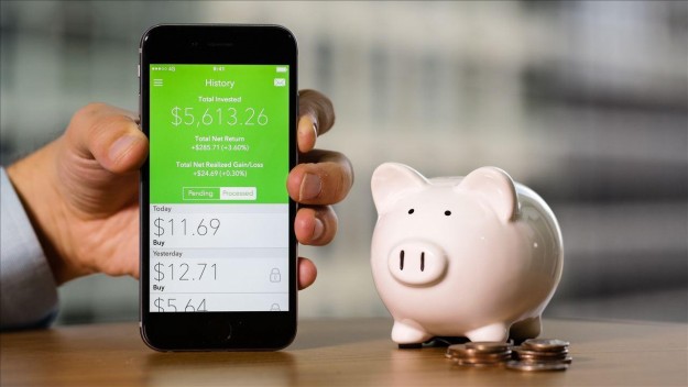 SMARTlife: Как накопить деньги? Покупаем валюту, инвестируем, меняем смартфоны не так часто!