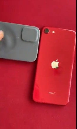 5,4-дюймовый iPhone 12 будет меньше 4-дюймового iPhone SE. Фотоподтверждение
