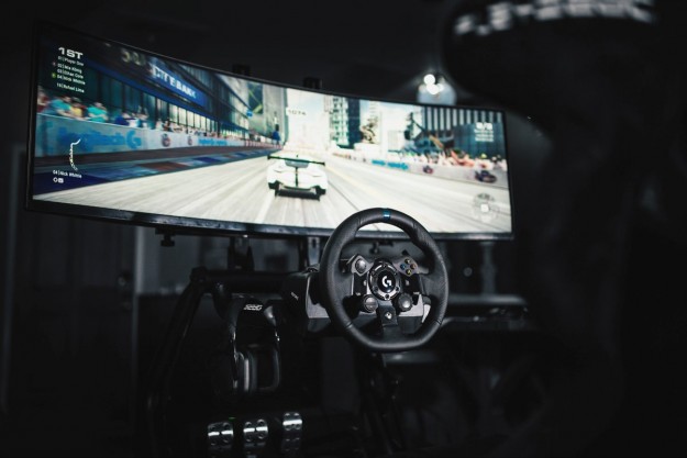 Logitech G открывает эпоху ультрареалистичных гонок с инновационным гоночным рулем TRUEFORCE для ПК, PlayStation и Xbox