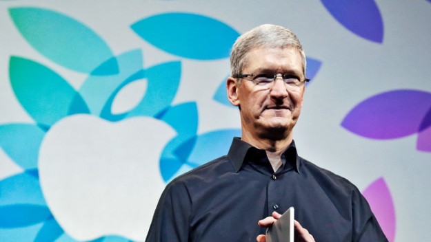 История успеха: Тим Кук стал миллиардером на фоне рекордов Apple
