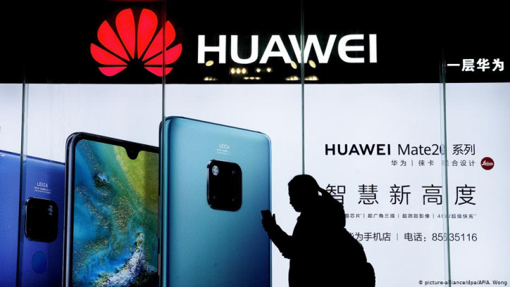 Выжить любой ценой! Huawei отчаянно копит запасы перед полным запретом