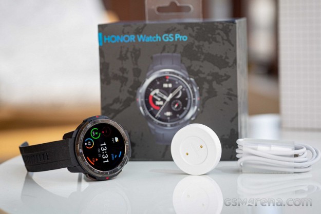 Стартовали продажи умных часов Honor Watch GS Pro с заметной скидкой