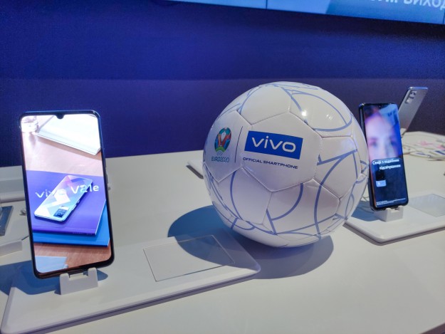 Смартфоны vivo V21 и vivo V21e представлены в Украине