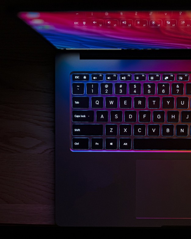 Анонсирован ноутбук Xiaomi с подсветкой клавиатуры