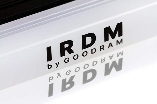 Представлены IRDM RGB DDR4 - модули памяти со светодиодной подсветкой