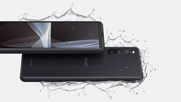 Смартфоны Sony Xperia лишаются зарядного устройства. Первым стал Sony Xperia 10 III