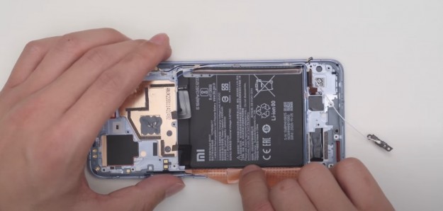 SMARTtech: Почему взрываются батареи смартфонов и где купить новый аккумулятор?!