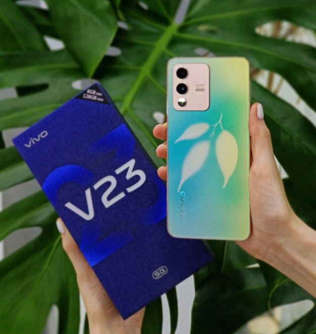 vivo V23 5G выходит на рынок Украины - первый смартфон, который меняет цвет