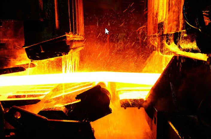Как проходит процесс изготовления горячекатаного металла?